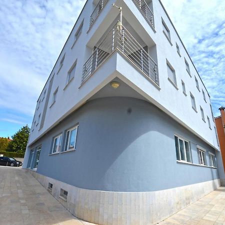 Apartment Irene Ровинь Экстерьер фото