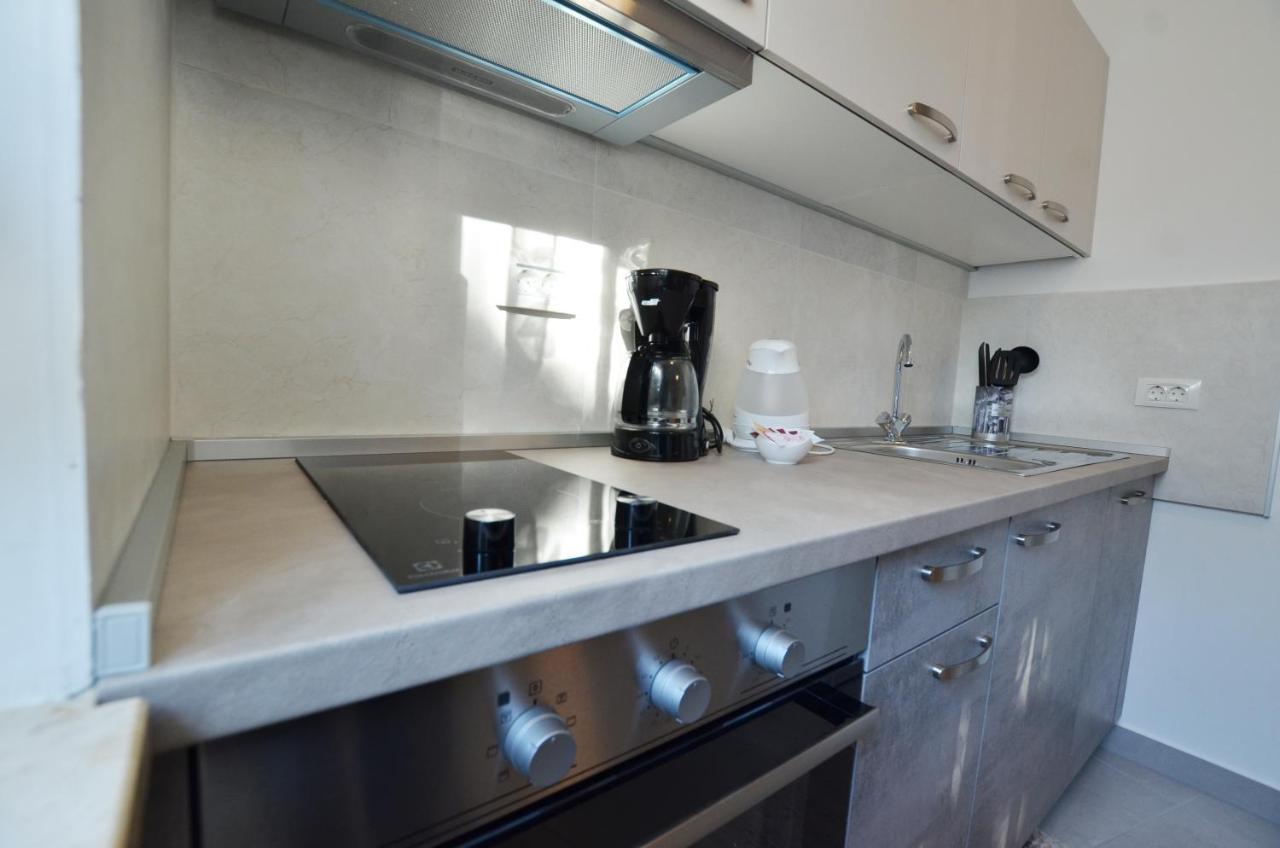 Apartment Irene Ровинь Экстерьер фото