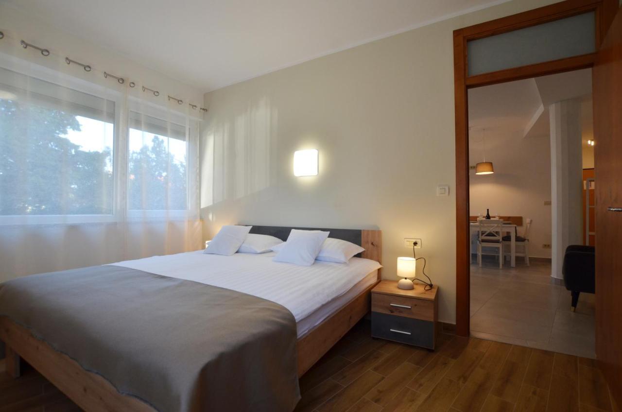Apartment Irene Ровинь Экстерьер фото