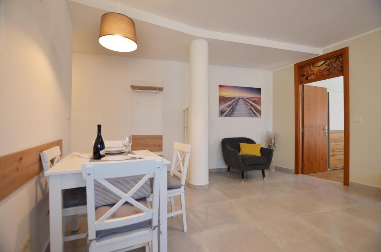 Apartment Irene Ровинь Экстерьер фото